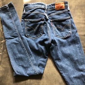 721 Levi’s high rise skinny
